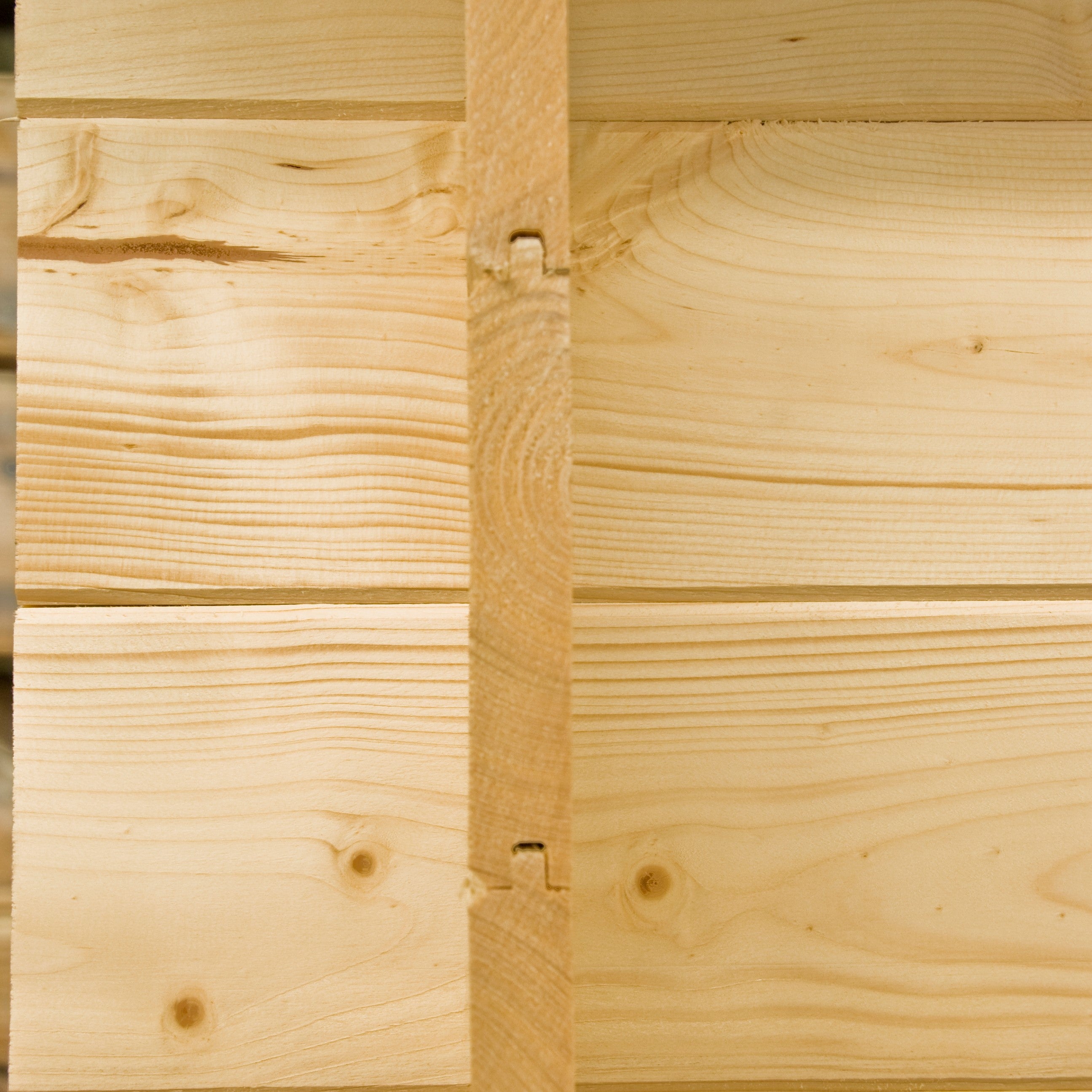 Shire Maulden With Veranda 19mm Log Cabin (7x7) MAUV0707L19-1AA 5060437984453 - Outside Store