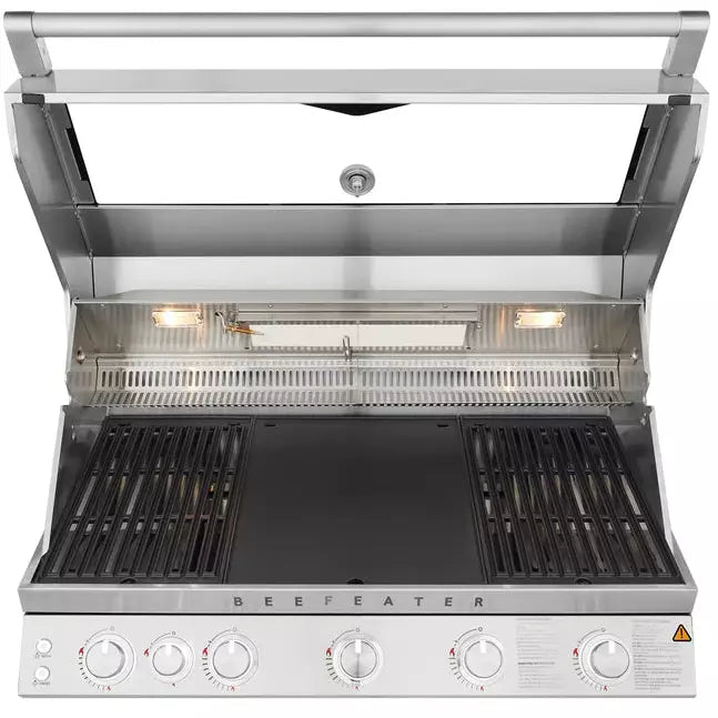 BeefEater 7000 Series Premium - 5 Burner Built In BBQ (BBF7655SAE 5060912591701)