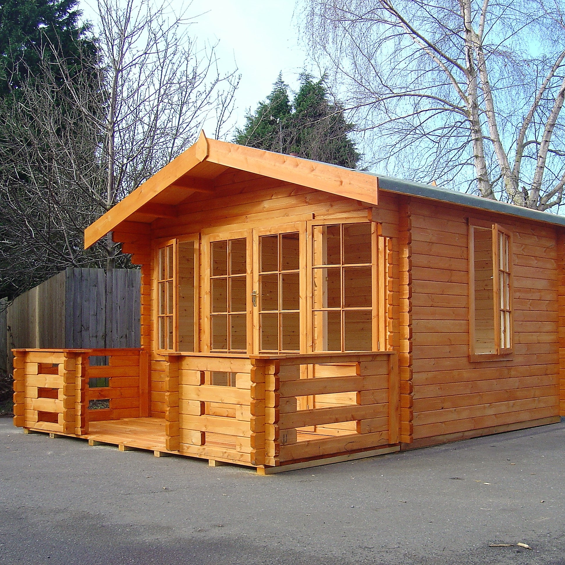 Shire Grizedale 28mm Corner Log Cabin (12x08)