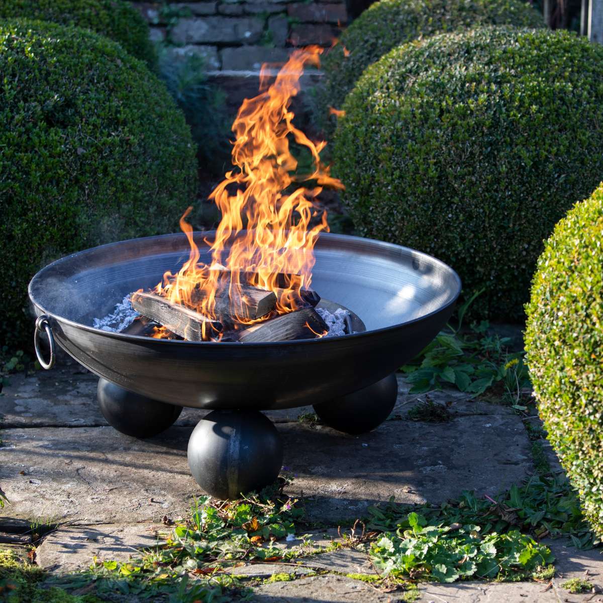 Firepits UK Ball Stand Fire Pit Collection