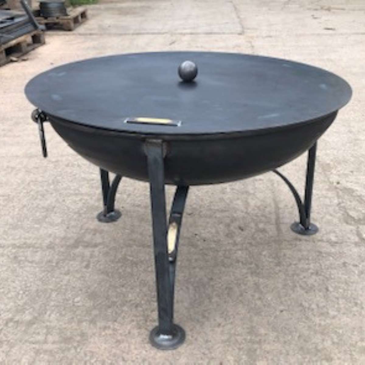 Firepits UK Flat Table Top Lid 120cm (for our 120cm fire pit - measures approx 140cm) TTL120