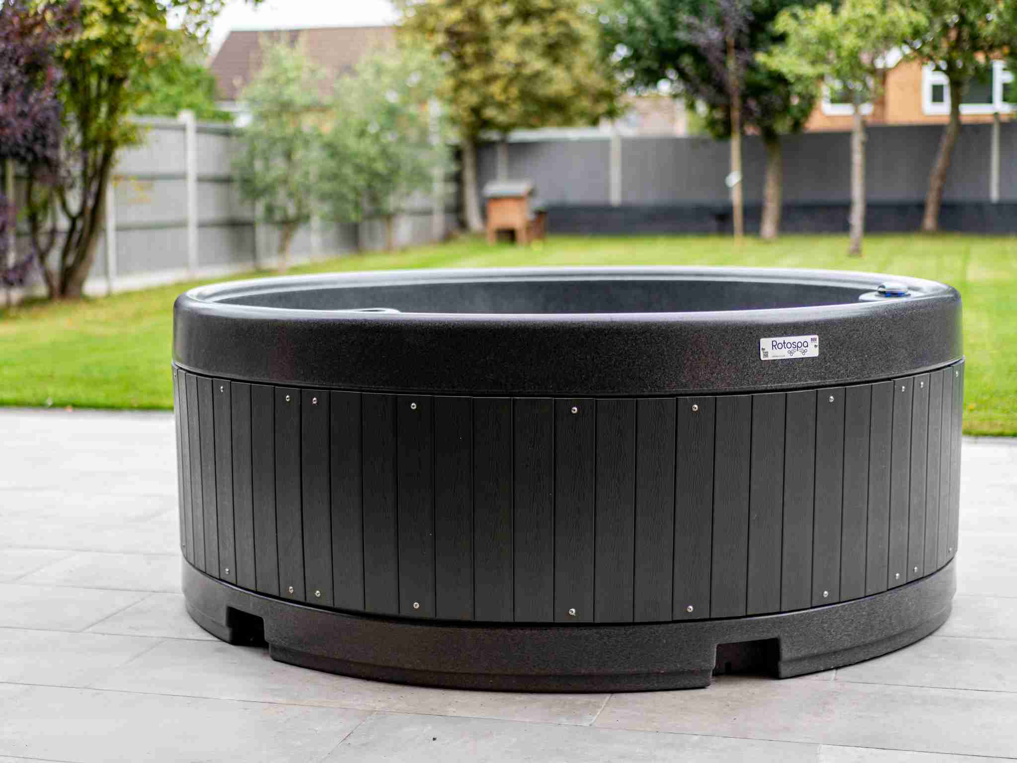 RotoSpa Orbis 4-5 Person Circular Spa Hot Tub