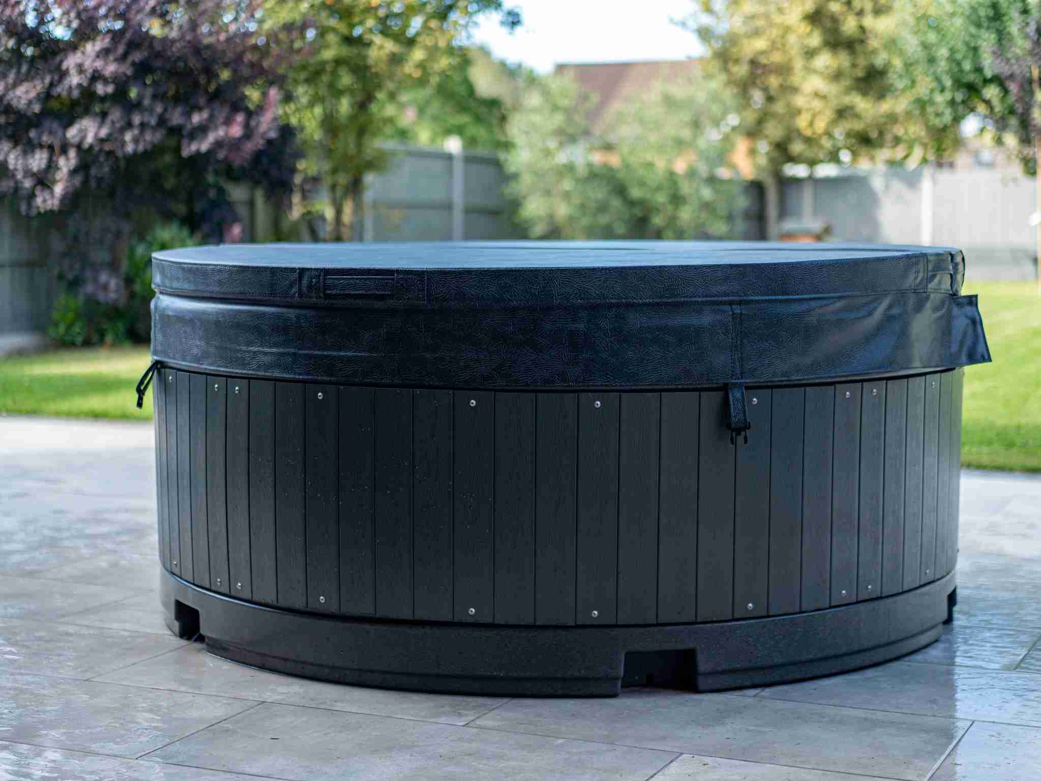 RotoSpa Orbis 4-5 Person Circular Spa Hot Tub