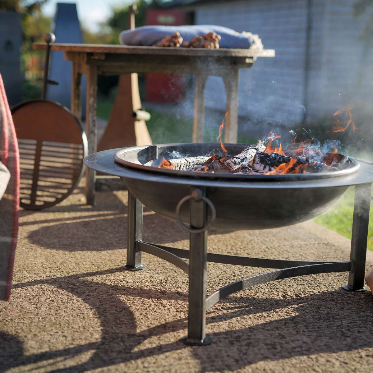 Firepits UK Saturn with Swing Arm BBQ Rack Fire Pit Collection