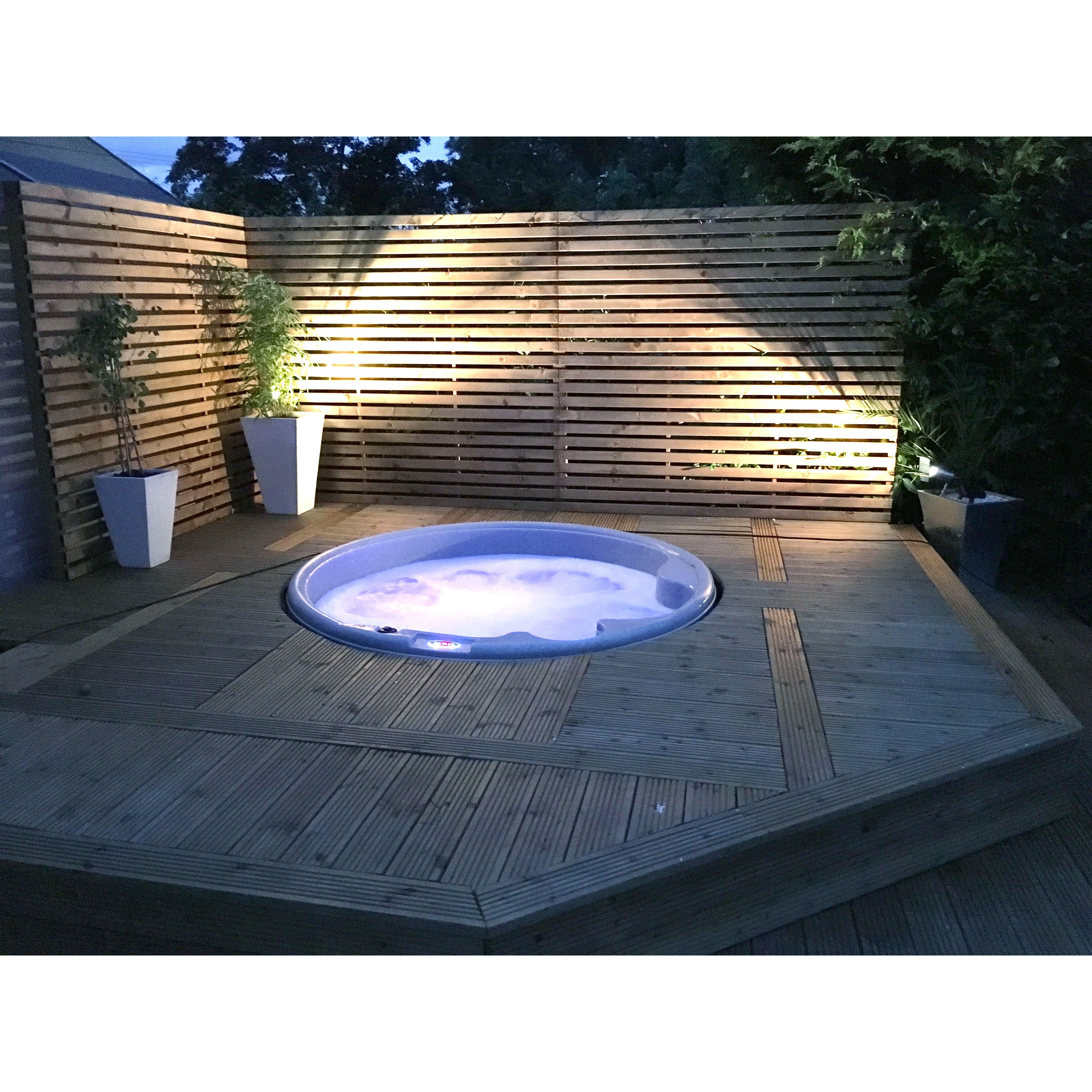 RotoSpa Orbis 4-5 Person Circular Spa Hot Tub