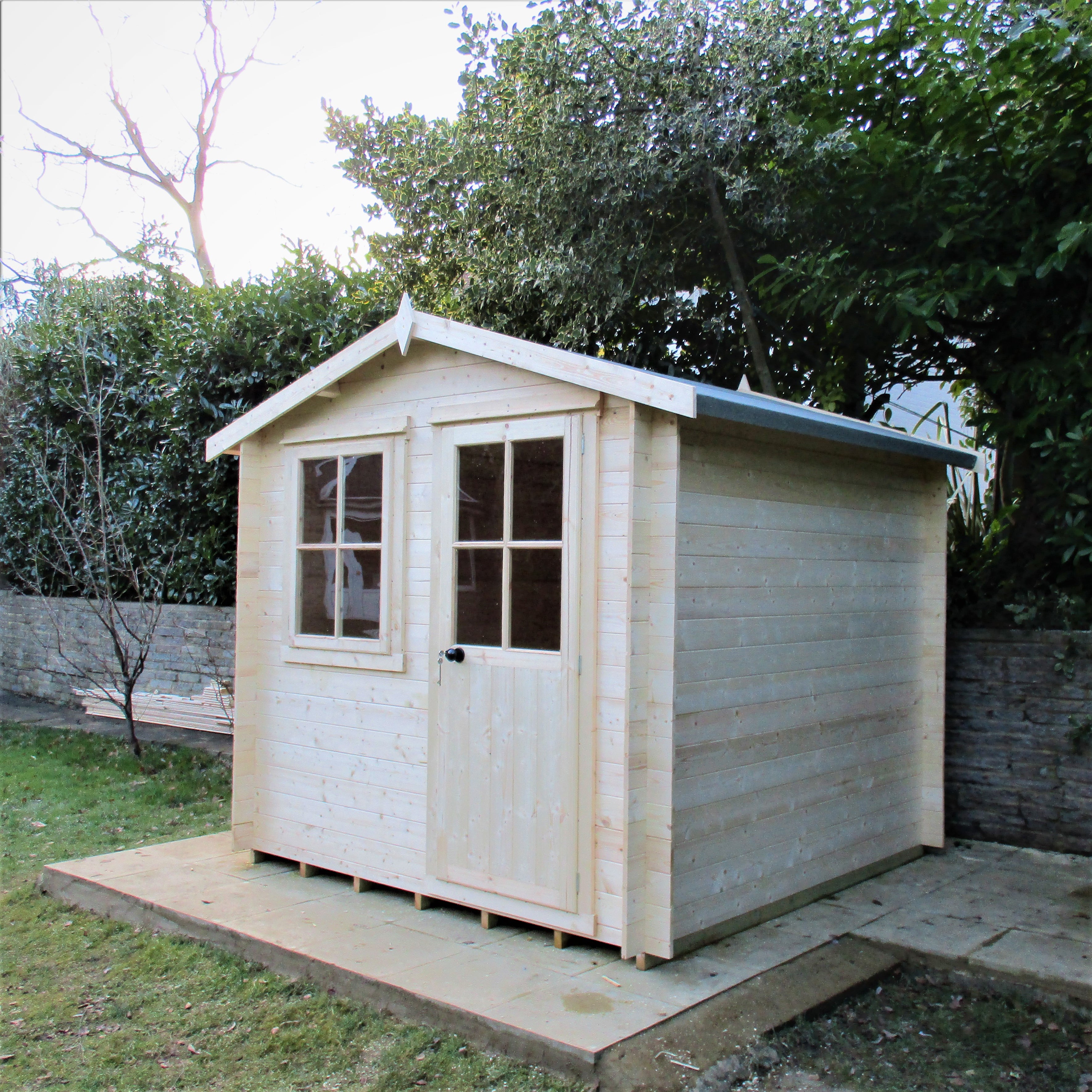 Shire Avesbury (Pembrook) 19mm Log Cabin (8x6)  AVES0806L19-1AA 5060490133324 - Outside Store