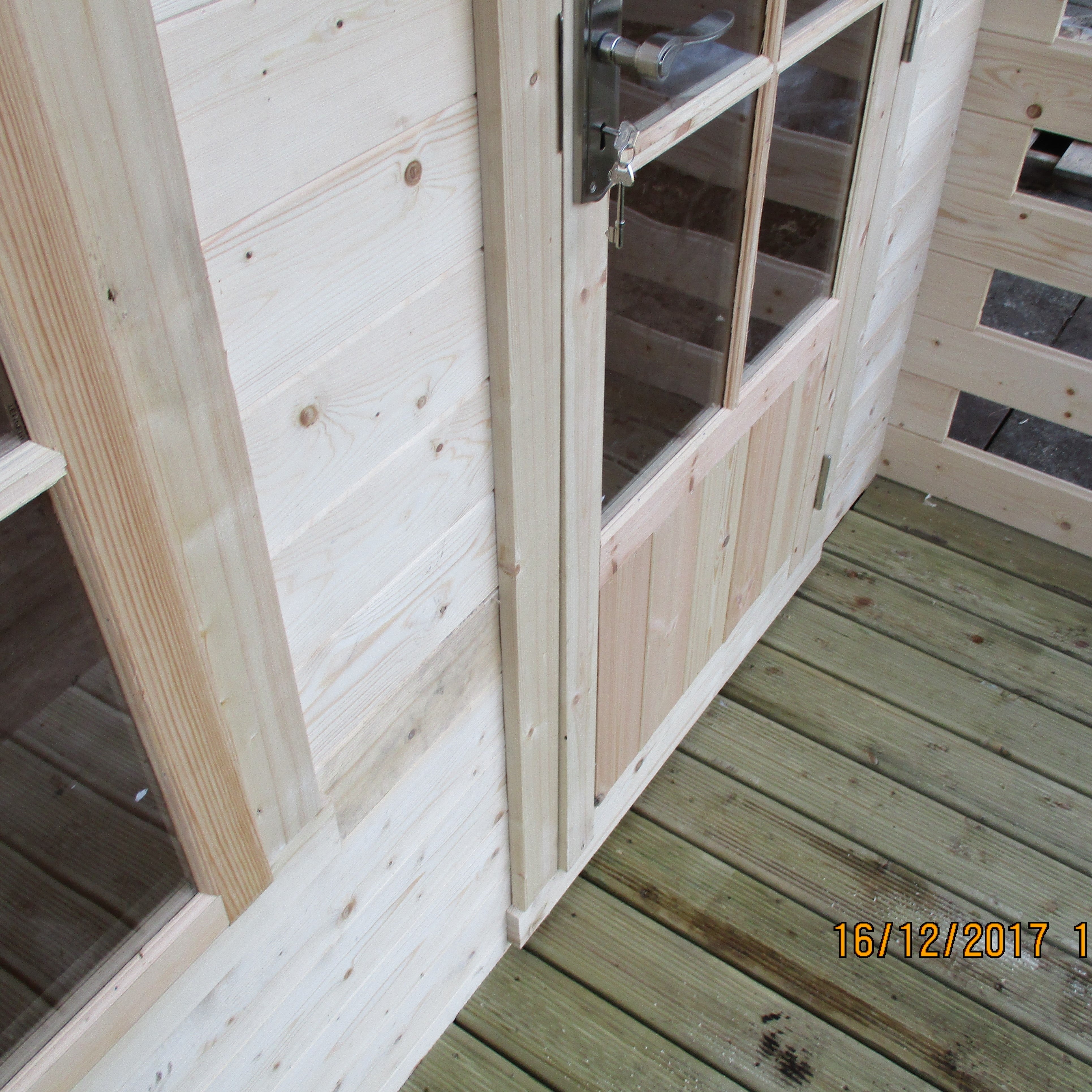 Shire Maulden 19mm Log Cabin With Veranda (8x8) MAUV0808L19-1AA 5060437984460 - Outside Store