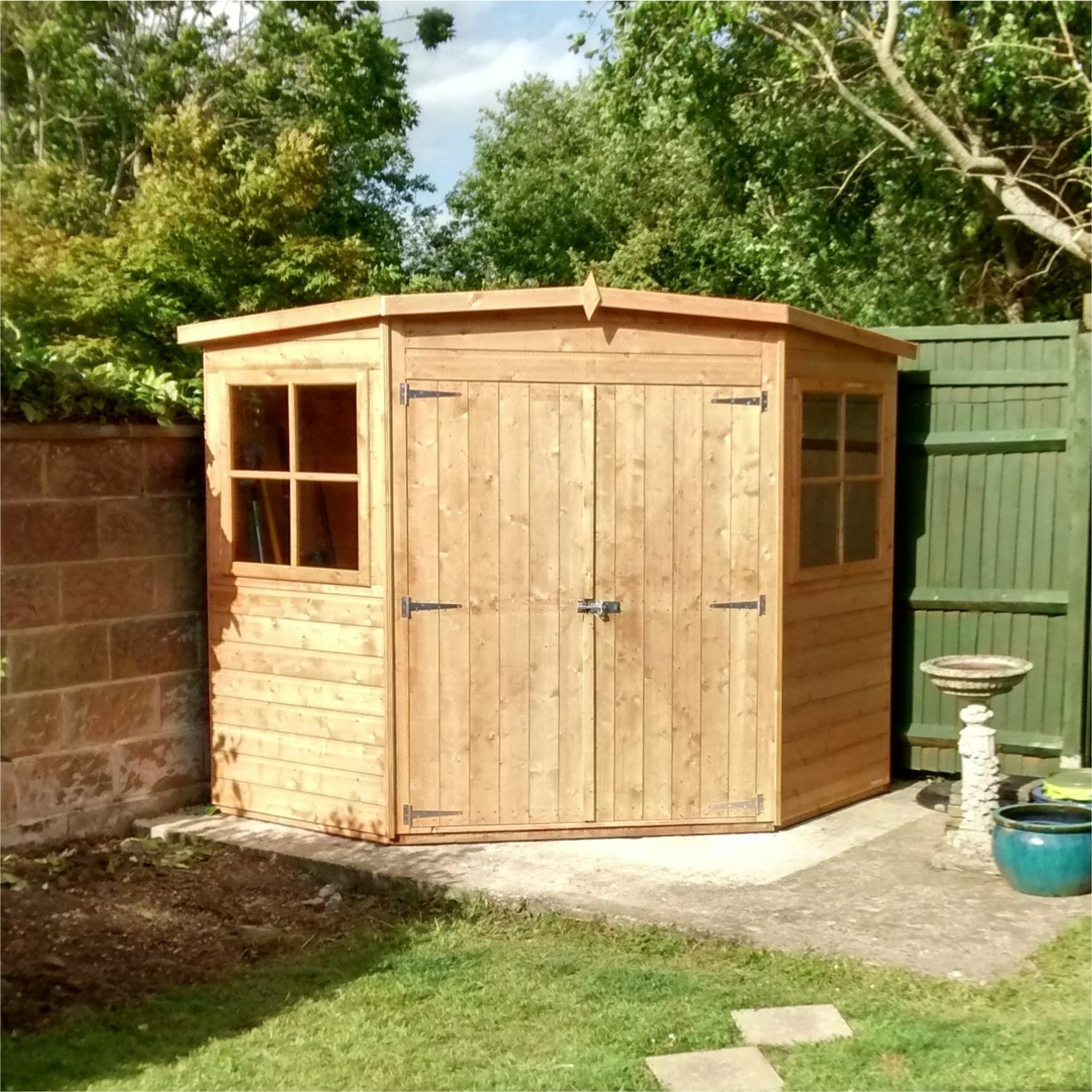 Shire Corner Shed (7x7) CNRS0707DSL-1AA 5060437981865 - Outside Store