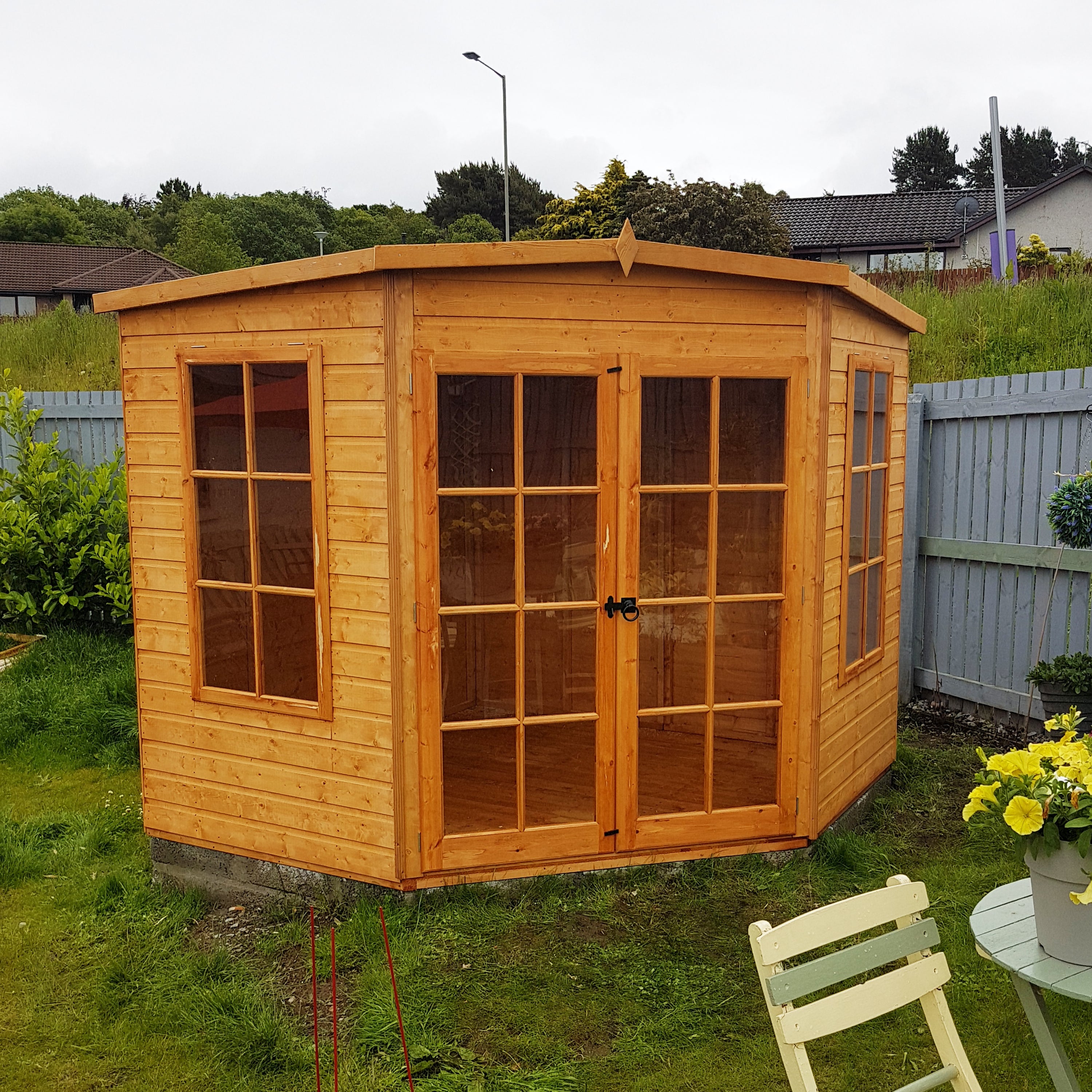 Shire Hampton Summerhouse (8x8) HAMP0808DSL-1AA 5060437982022 - Outside Store