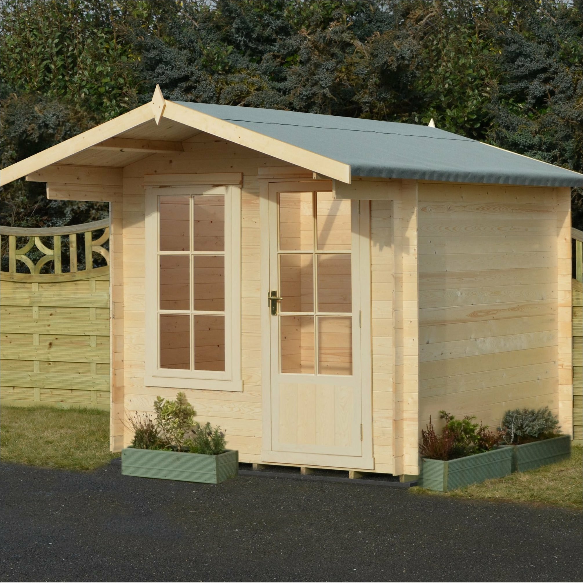 Shire Crinan 19mm Log Cabin (7x7) CRIN0707L19-1AA 5060437988789 - Outside Store