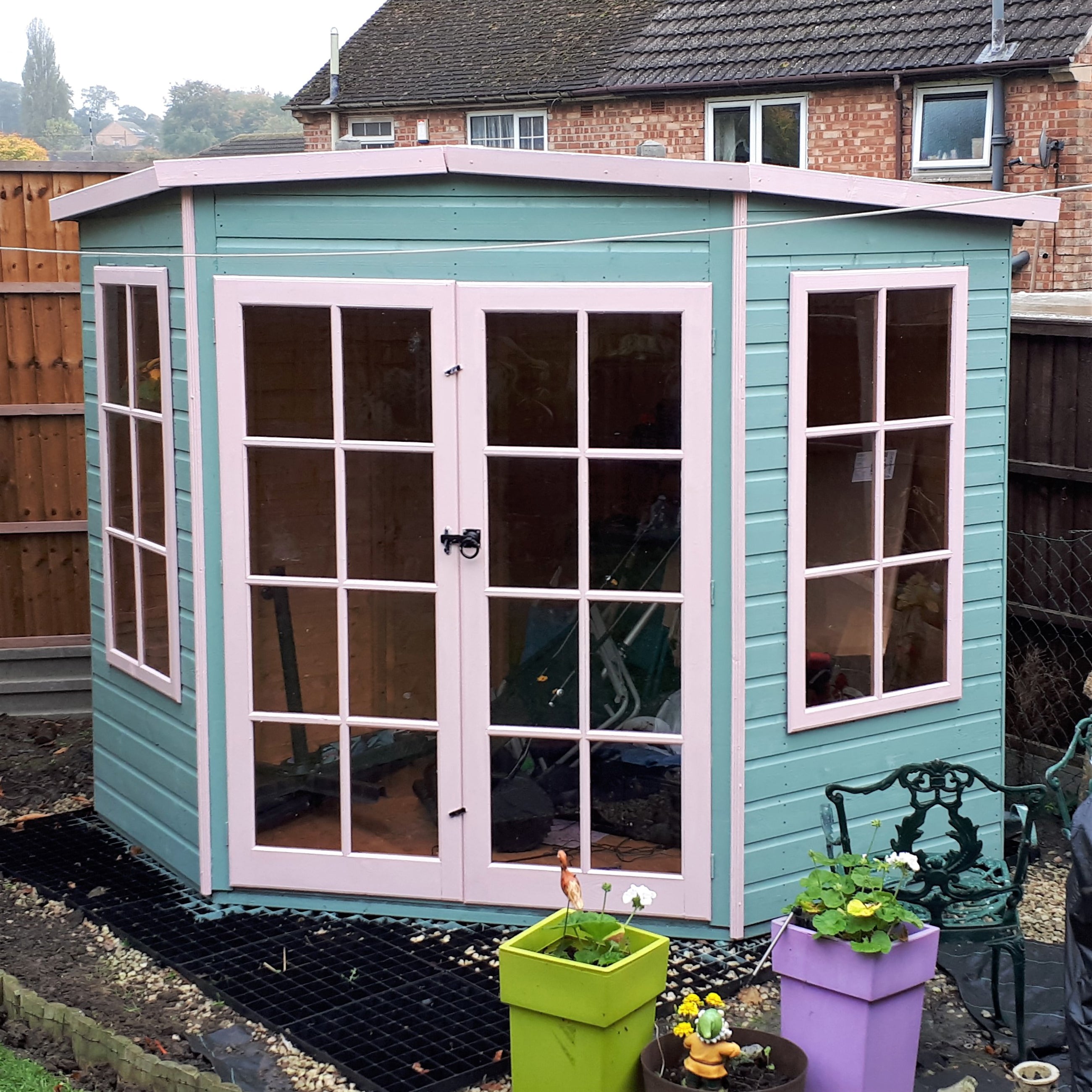 Shire Hampton Corner Summerhouse (7x7) HAMP0707DSL-1AA 5060437982015 - Outside Store