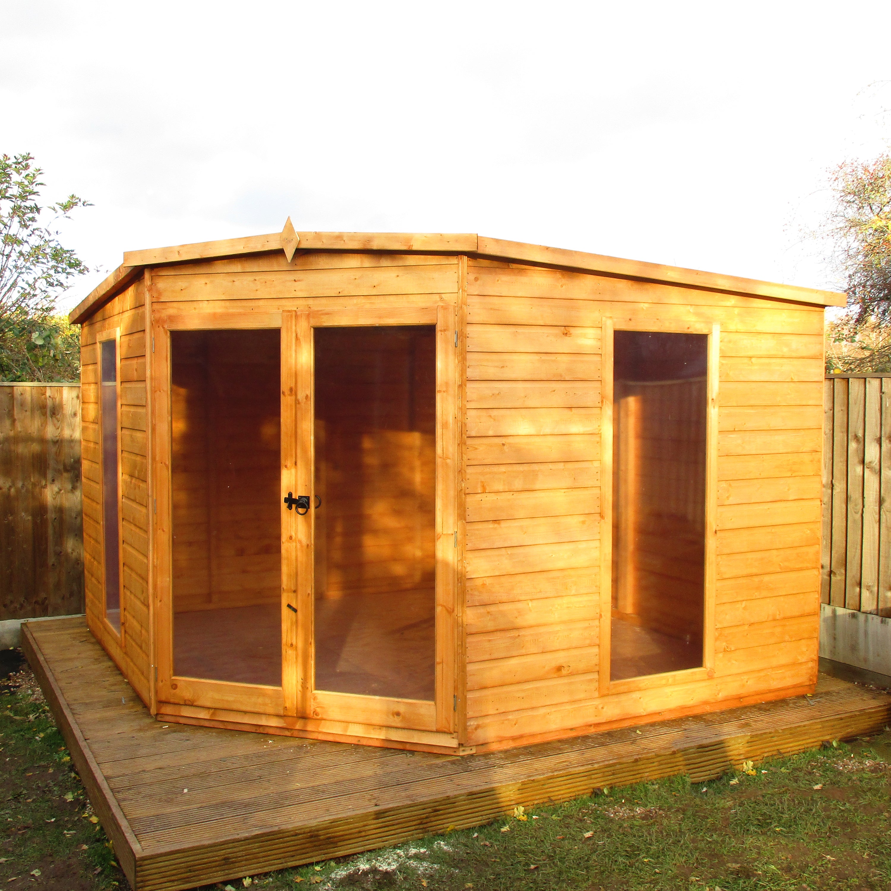 Shire Barclay (High Spec) Summerhouse (10x10) BARC1010DSL-1AA 5060490130262