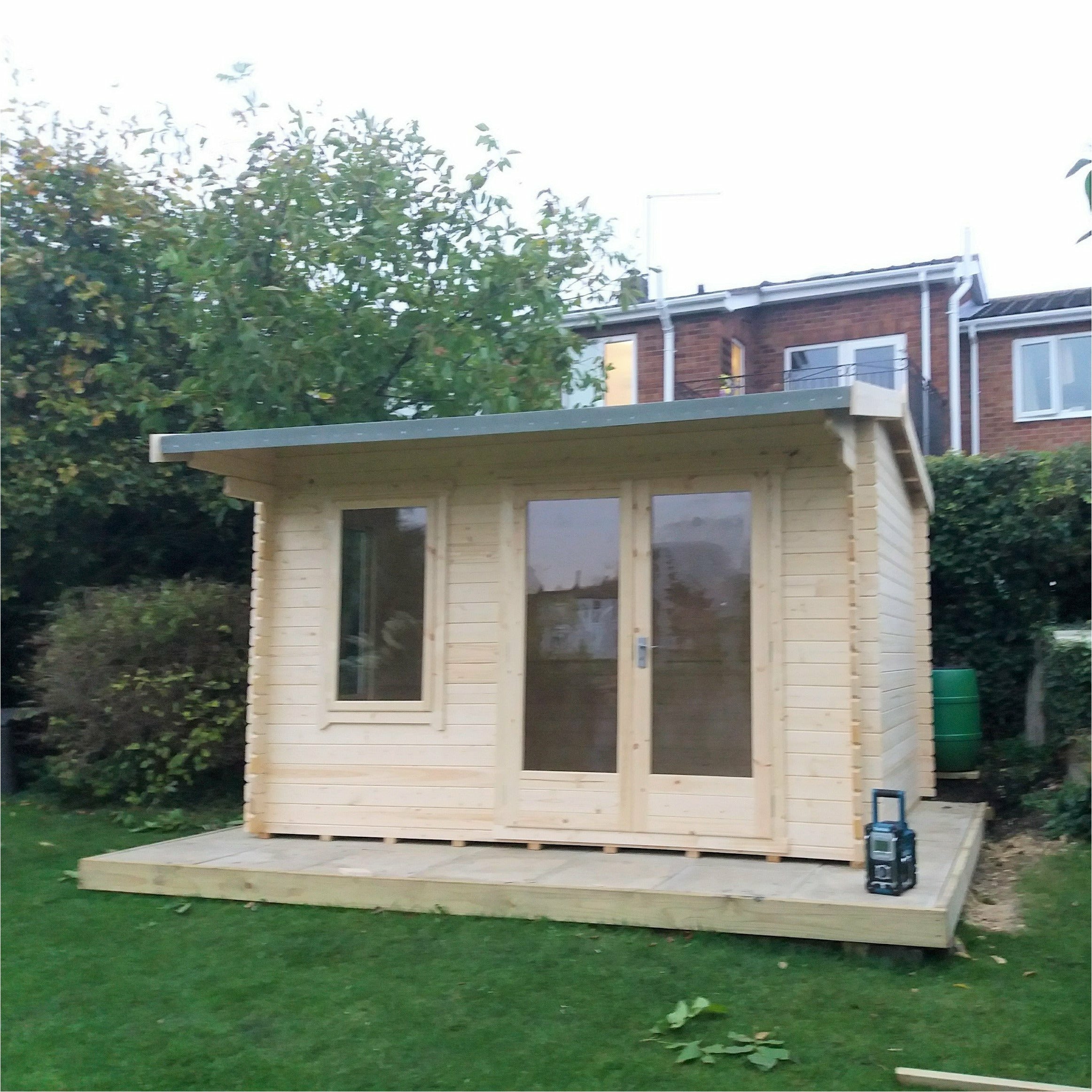 Shire Marlborough 28mm Log Cabin (12x12) MARL1212L28-1AA - Outside Store