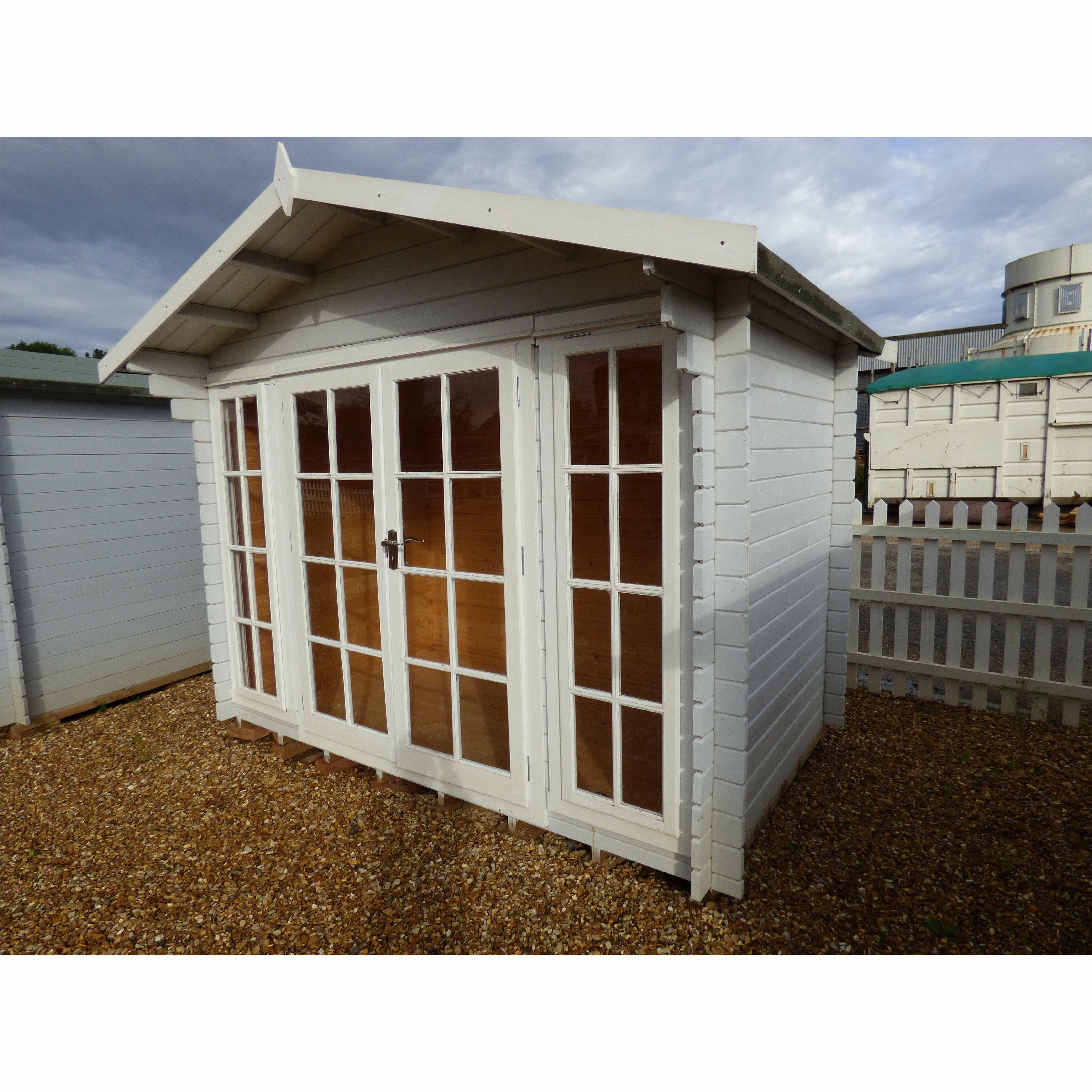 Shire Epping 28mm Log Cabin (10x8) EPPI1008L28-1AA - Outside Store