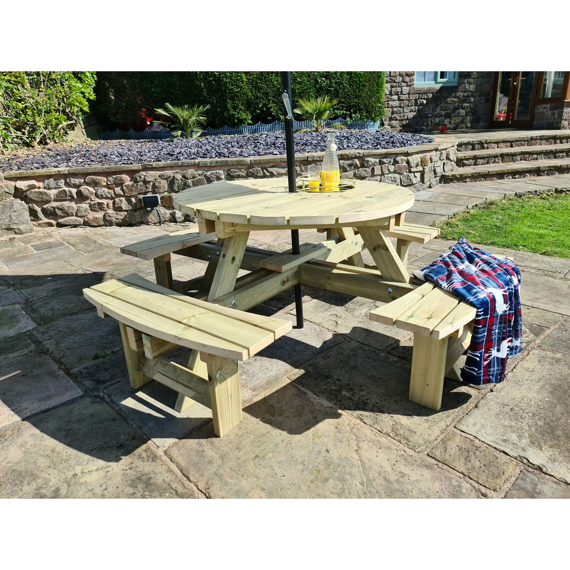 Churnet Valley Westwood Round 8 Seat Picnic Table PT105 7435353658968